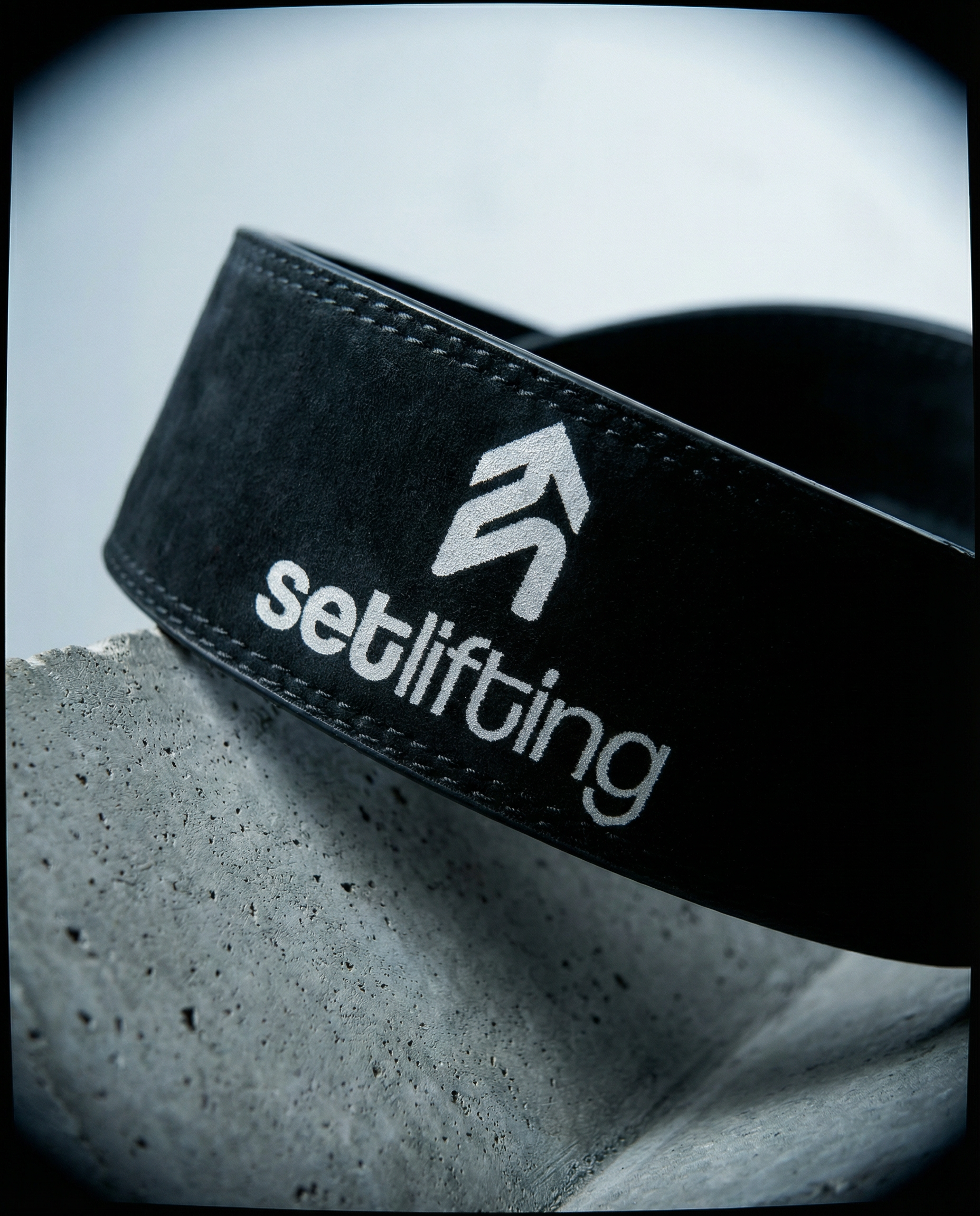 EVERYTHING YOU NEED TO KNOW ABOUT 10 MM LEVER BELT