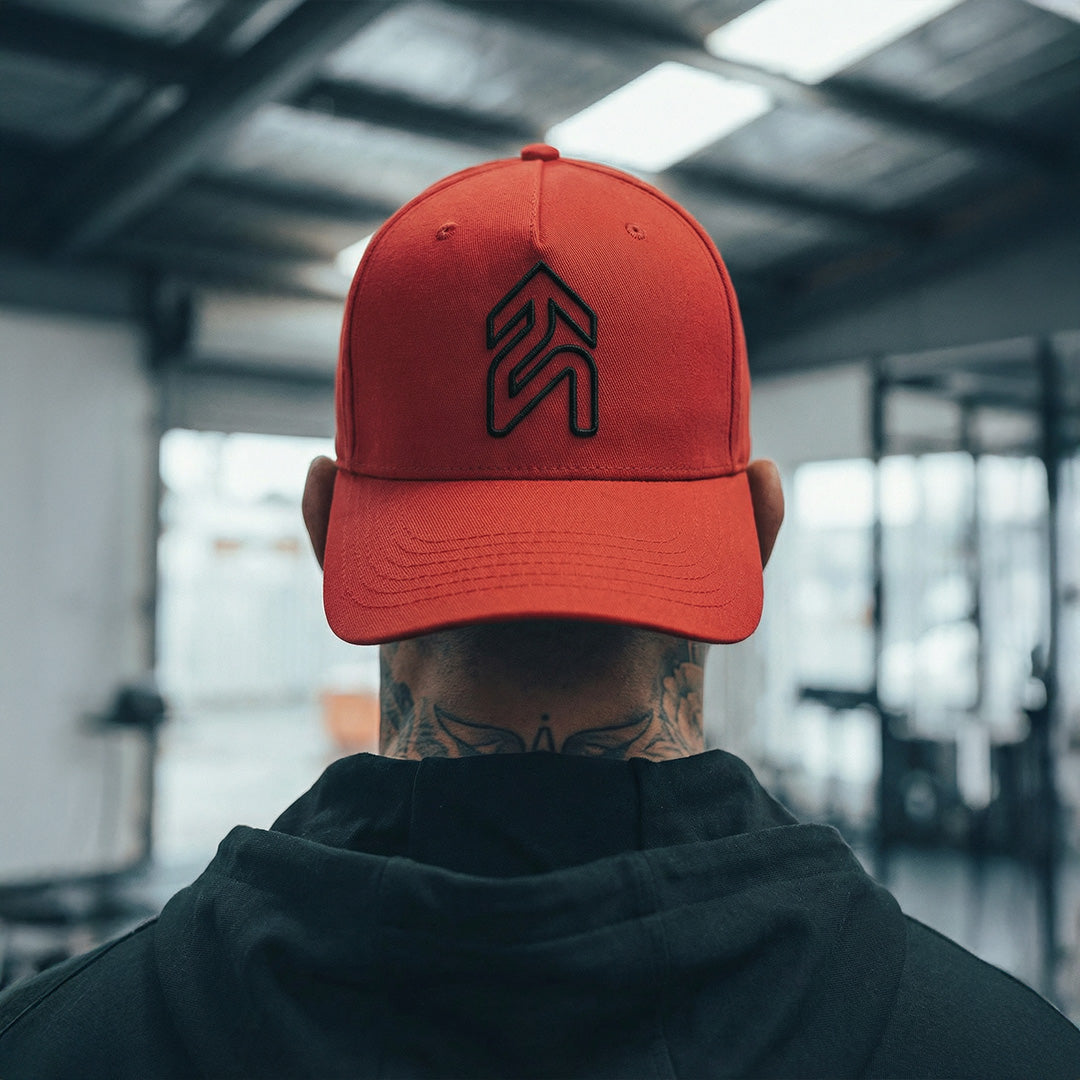 Set Lifting Red & Black Hat